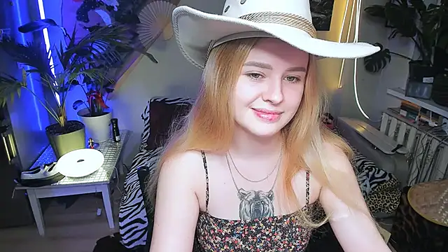 Alexa Pirs online show from 2, 12, 2025