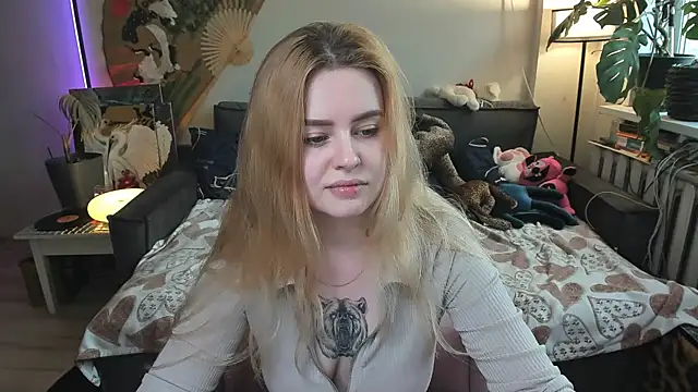 Alexa Pirs online show from 24, 4, 2026