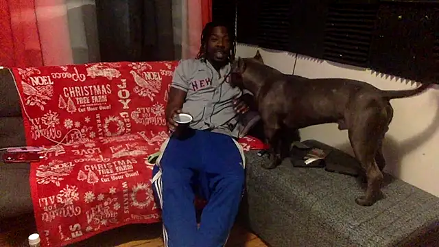 Snapshot of cheffboyrg chatting on 29, 10, 2025 cheffboyrg online show from 29, 10, 2025