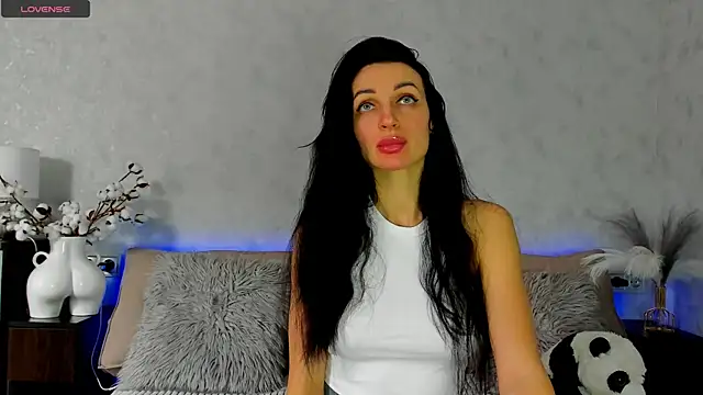 Snapshot of Tina_Mart chatting on 5, 2, 2026 Tina Mart online show from 5, 2, 2026