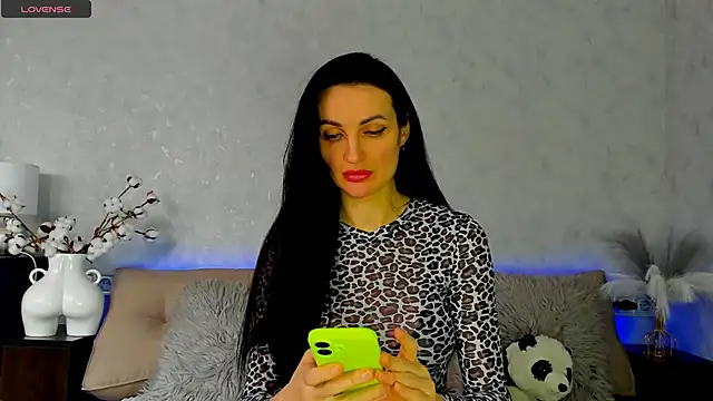 Snapshot of Tina_Mart chatting on 16, 2, 2026 Tina Mart online show from 16, 2, 2026