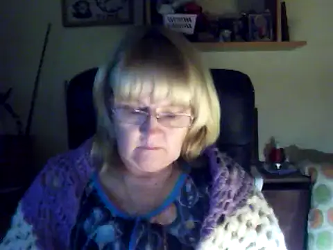 Snapshot of Violet5364 chatting on 3, 3, 2025 Violet5364 online show from 3, 3, 2025