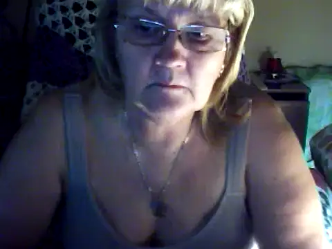 Snapshot of Violet5364 chatting on 13, 3, 2025 Violet5364 online show from 13, 3, 2025