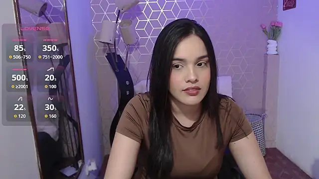 Lana Pearce online show from 2, 10, 2025