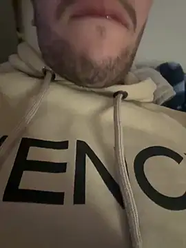 yaxxx03 online show from 14, 2, 2025