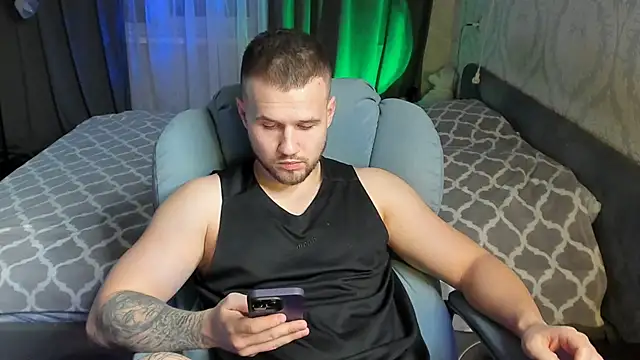 Snapshot of Vladik_b chatting on 26, 2, 2025 Vladik b online show from 26, 2, 2025