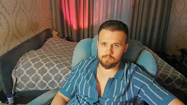 Snapshot of Vladik_b chatting on 30, 4, 2026 Vladik b online show from 30, 4, 2026
