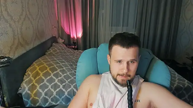 Snapshot of Vladik_b chatting on 1, 5, 2026 Vladik b online show from 1, 5, 2026