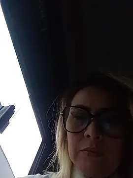 Snapshot of CandieGilson__ chatting on 26, 9, 2025 CandieGilson   online show from 26, 9, 2025