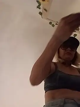 Snapshot of CandieGilson__ chatting on 27, 9, 2025 CandieGilson   online show from 27, 9, 2025