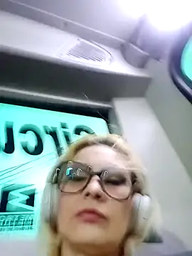 Snapshot of CandieGilson__ chatting on 28, 3, 2026 CandieGilson online show from 28, 3, 2026