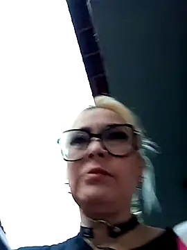 Snapshot of CandieGilson__ chatting on 3, 4, 2026 CandieGilson online show from 3, 4, 2026