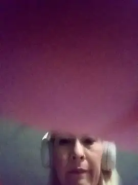 Snapshot of CandieGilson__ chatting on 9, 4, 2026 CandieGilson online show from 9, 4, 2026