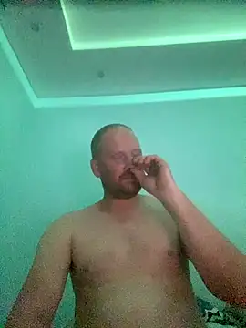 Krzysiekg123 online show from 12, 10, 2025