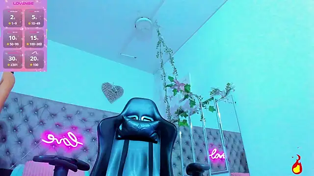 Naomii Viper online show from 17, 1, 2026