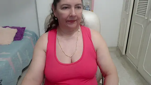 Snapshot of leonela_69 chatting on 14, 7, 2026 leonela 69 online show from 14, 7, 2026