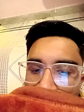 Snapshot of Hsahu56 chatting on 5, 3, 2025 Hsahu56 online show from 5, 3, 2025