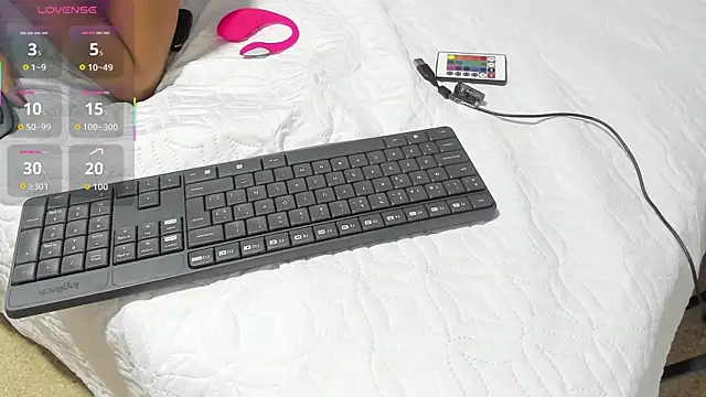 natasha steele online show from 29, 11, 2025