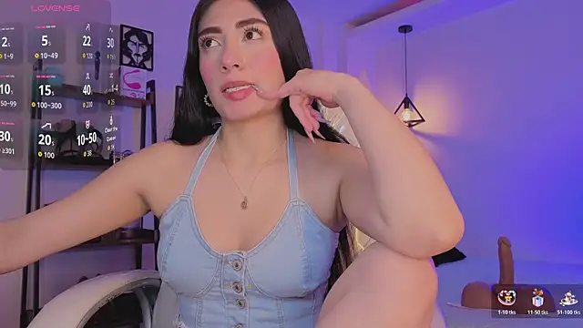 Miller Vanessa  online show from 24, 11, 2025