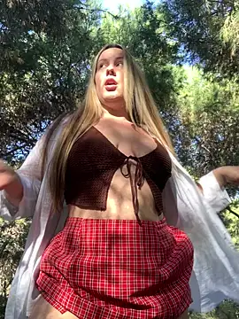 Mona Plus online show from 17, 2, 2025