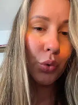 Mona Plus online show from 25, 2, 2025