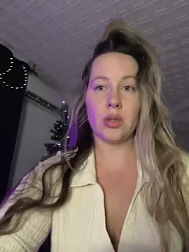 Mona Plus online show from 7, 1, 2026