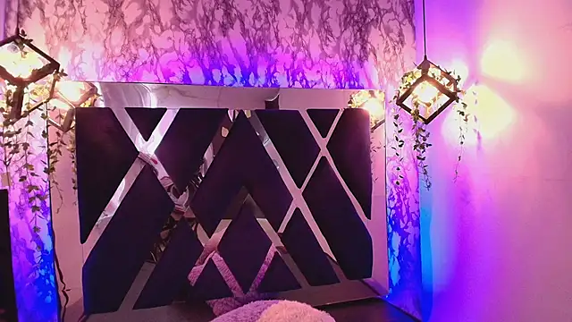 charlotte bluee online show from 3, 11, 2025