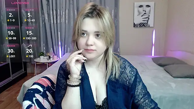 Snapshot of Finna_39 chatting on 29, 9, 2025 Finna 39 online show from 29, 9, 2025