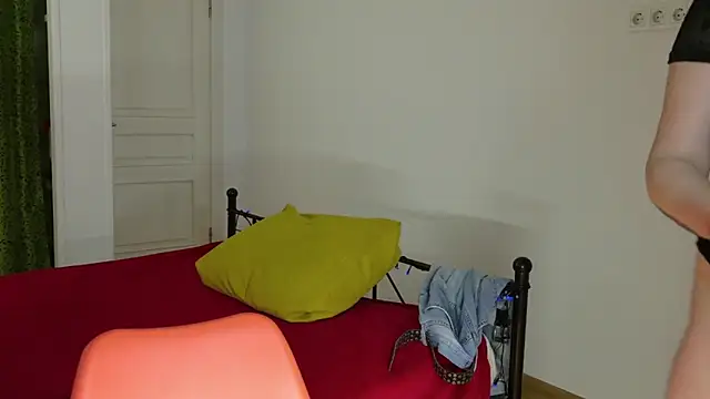 Snapshot of RaileReed chatting on 5, 3, 2026 RaileReed online show from 5, 3, 2026