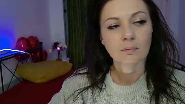 Snapshot of RaileReed chatting on 11, 4, 2026 RaileReed online show from 11, 4, 2026