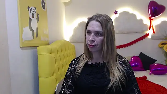 TessaDaybreak online show from 2, 3, 2025