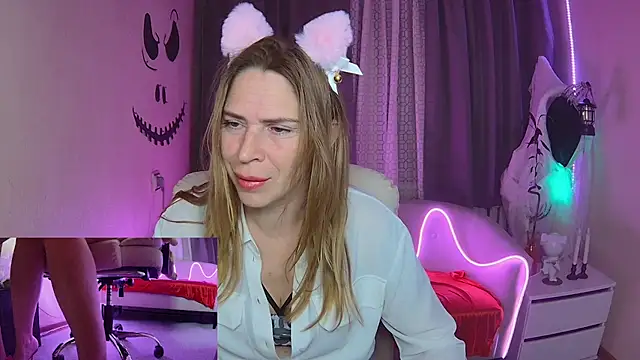 TessaDaybreak online show from 24, 10, 2025