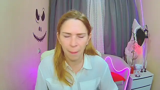 TessaDaybreak online show from 3, 11, 2025