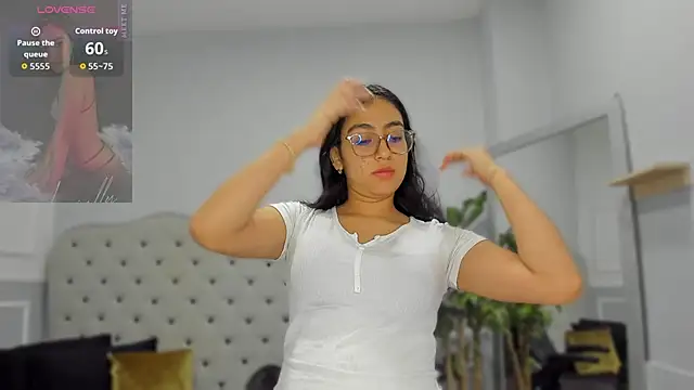 lucelly 15 online show from 5, 2, 2026