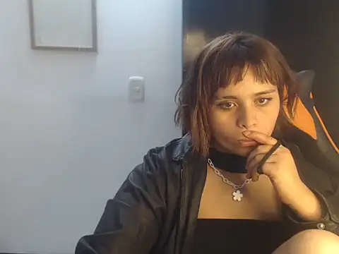 Snapshot of maalamaria444 chatting on 16, 4, 2026 maalamaria444 online show from 16, 4, 2026