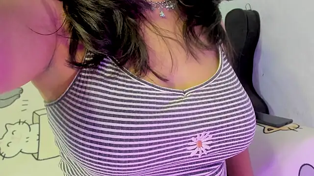 Naoko 7w7 online show from 10, 9, 2025