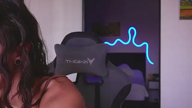 Limy Sweet online show from 27, 3, 2026