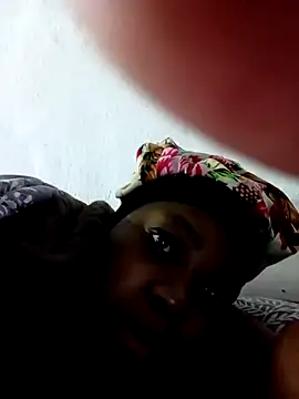 Snapshot of PinkMagic chatting on 15, 11, 2025 PinkMagic online show from 15, 11, 2025