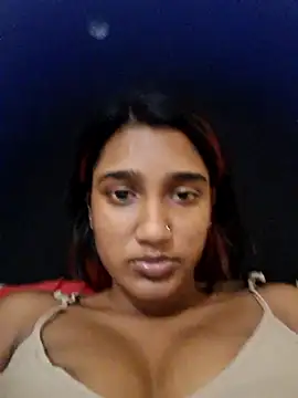 Snapshot of indianpink_lips chatting on 27, 5, 2026 indianpink lips online show from 27, 5, 2026