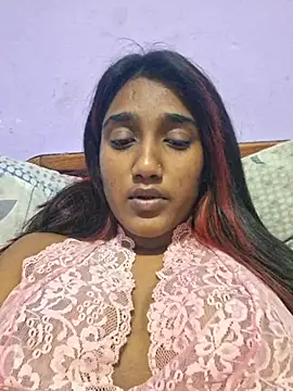 Snapshot of indianpink_lips chatting on 14, 6, 2026 indianpink lips online show from 14, 6, 2026