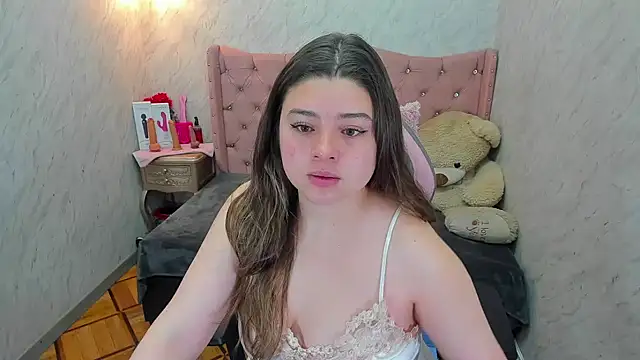 Snapshot of Lianngrace chatting on 2, 6, 2026 Lianngrace online show from 2, 6, 2026