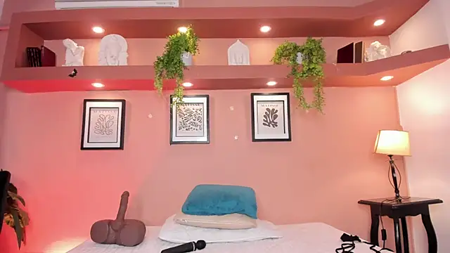 SofiaBennett  online show from 19, 11, 2025