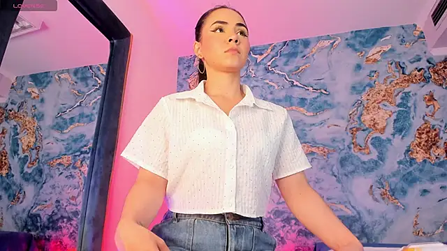 Natty roberts  online show from 14, 3, 2026