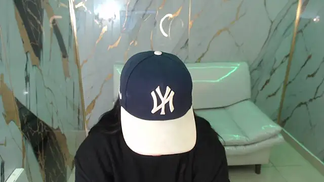 melany rouse18 online show from 19, 11, 2025