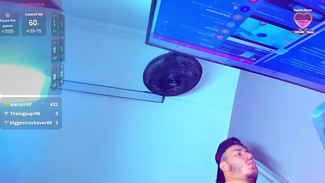 AdamParker  online show from 7, 3, 2025