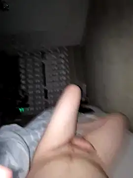 Snapshot of DerechteJunge chatting on 24, 2, 2025 DerechteJunge online show from 24, 2, 2025