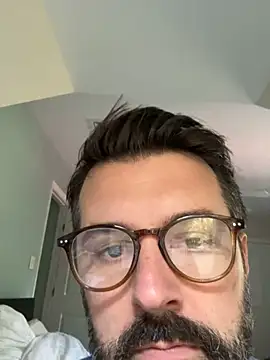 Snapshot of plaintreebull chatting on 16, 10, 2025 plaintreebull online show from 16, 10, 2025