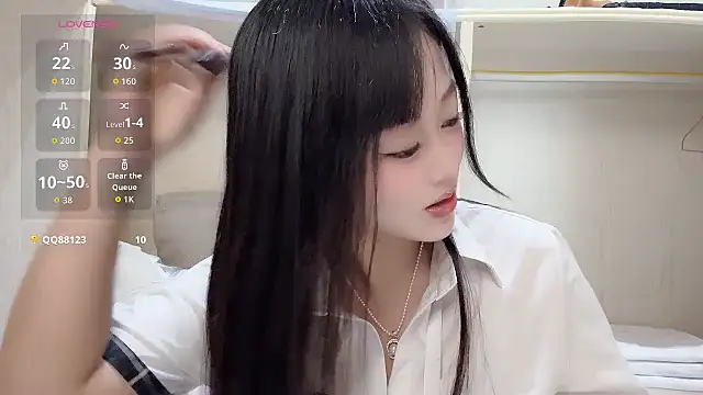 Snapshot of yueyue2003 chatting on 8, 7, 2026 yueyue2003 online show from 8, 7, 2026