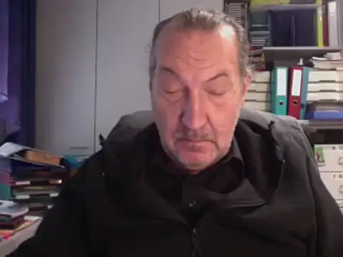 Snapshot of HMStraps01 chatting on 15, 1, 2025 HMStraps01 online show from 15, 1, 2025