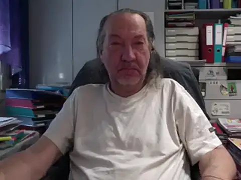 Snapshot of HMStraps01 chatting on 22, 3, 2025 HMStraps01 online show from 22, 3, 2025